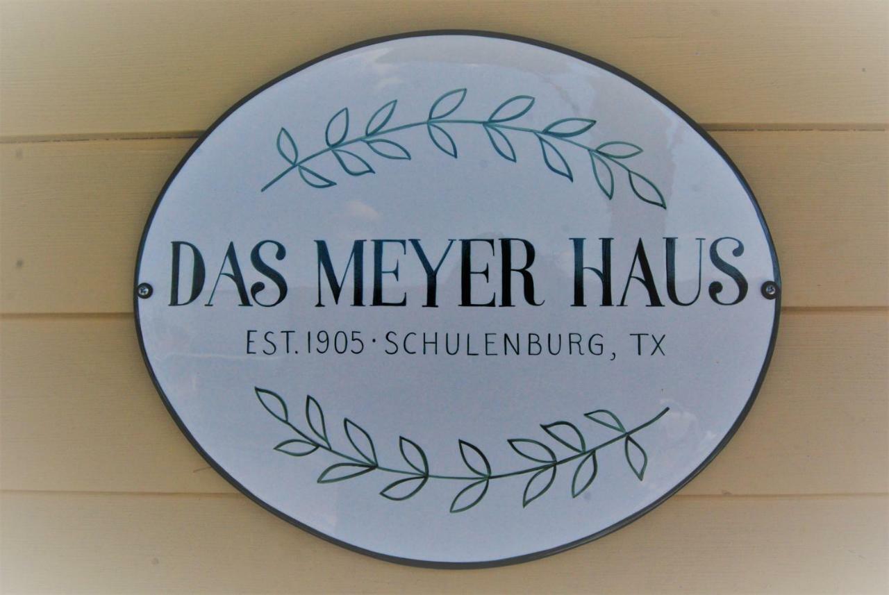 Das Meyer Haus - Luxe Victorian Schulenburg Exterior photo
