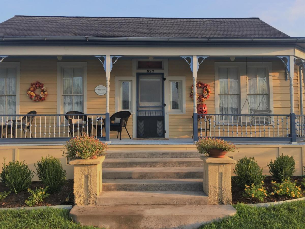 Das Meyer Haus - Luxe Victorian Schulenburg Exterior photo